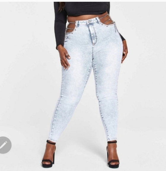 Fashion To Figure - High Rise Chain Detail Skinny Jeans size 18 - Picture 1 of 6